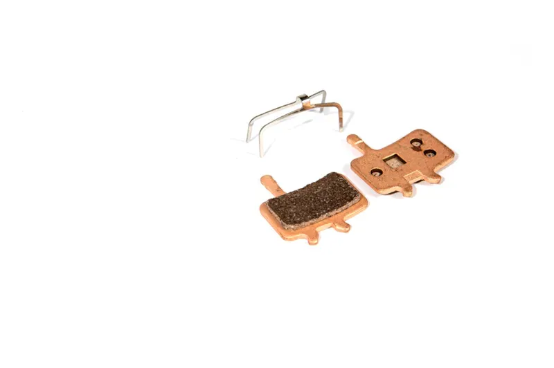 Fibrax Avid Juicy Sintered Disc Pads in Gold